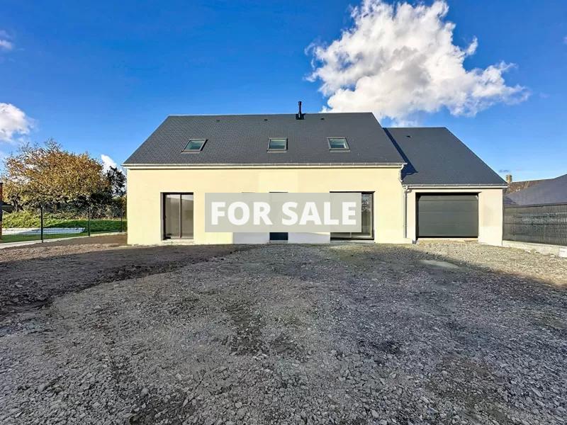 New Build Detached House with Garden