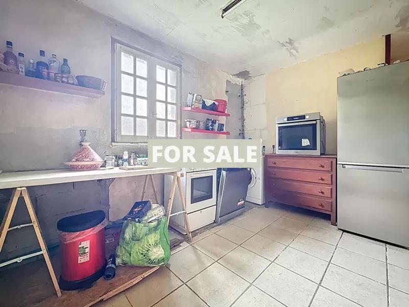 Traditional Detached House with Outbuildings