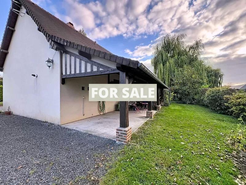 Detached House with Landscaped Garden