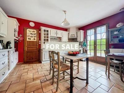 Detached House with Landscaped Garden