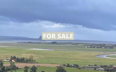 Detached House with Direct View of Mont-St-Michel