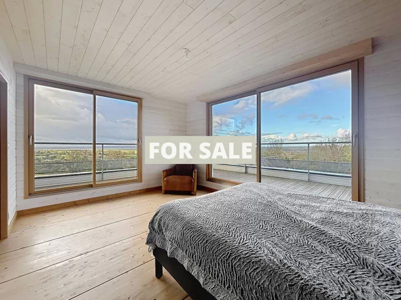 Detached House with Direct View of Mont-St-Michel