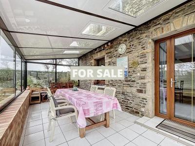 Detached House with Garden by the Coast