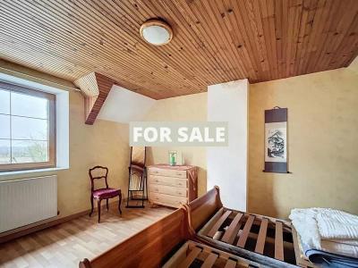 Detached House with Garden by the Coast