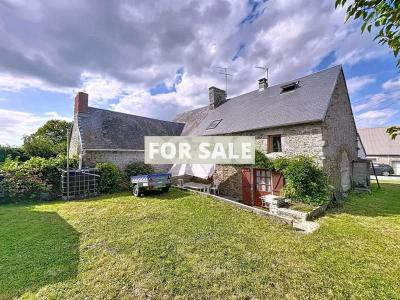 Detached House with Garden by the Coast