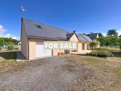 Modern Detached House Close to the Coast