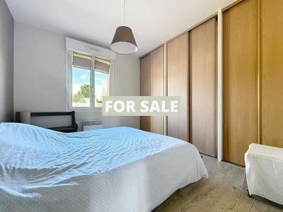 Modern Detached House Close to the Coast