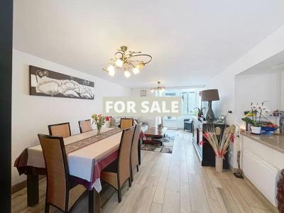 Coastal House in Great Location