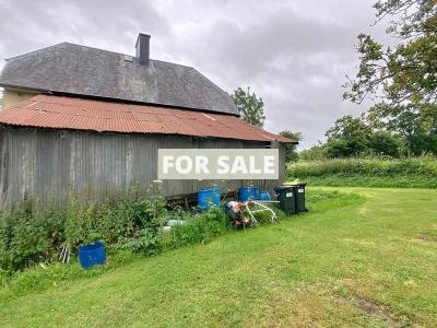 Detached Country House with Outbuilding
