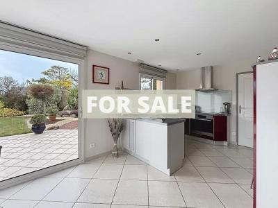 Contemporary Detached House in Coastal Location