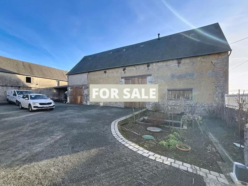 Detached Country House with Outbuilding
