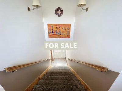 Detached Country House with Outbuilding