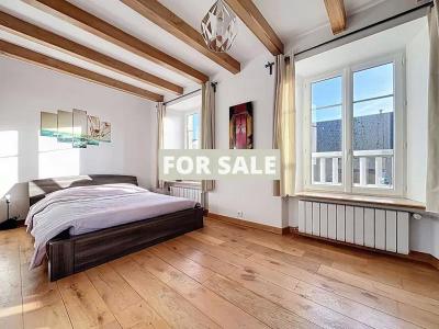 Detached Country House with Outbuilding