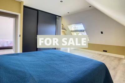 Contemporary Detached House in Coastal Location