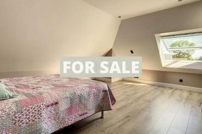 Contemporary Detached House in Coastal Location