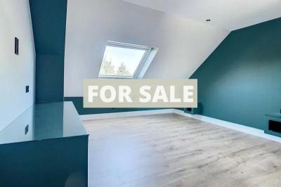 Contemporary Detached House in Coastal Location