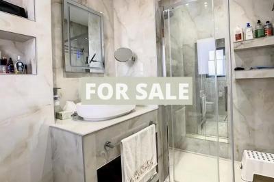 Contemporary Detached House in Coastal Location