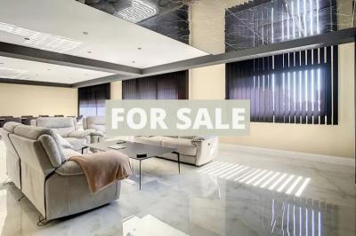 Contemporary Detached House in Coastal Location