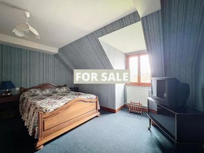 Detached House and Landscaped Garden