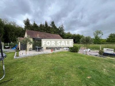 Detached House with Garden