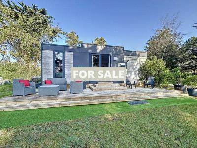 Detached Bungalow with Outbuilding in Building Plot