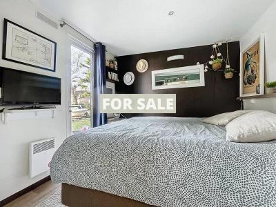 Detached Bungalow with Outbuilding in Building Plot