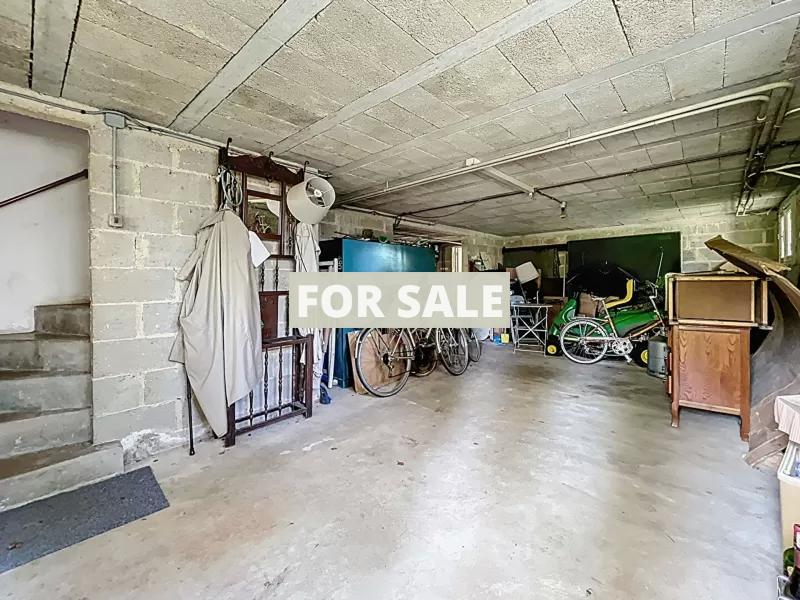 Detached House with Garden by the Coast