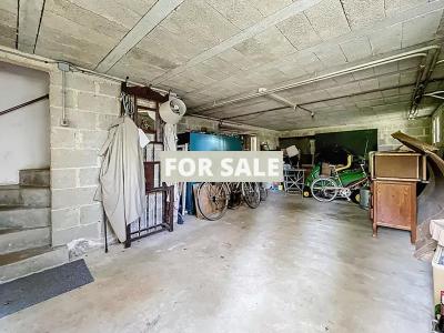 Detached House with Garden by the Coast
