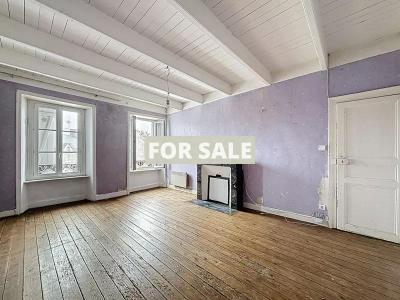 Nice House wit Garden in Coastal Village