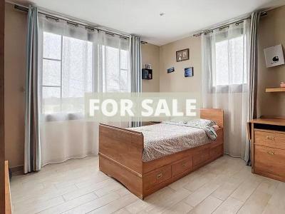 Detached House with Swimming Pool by the Coast