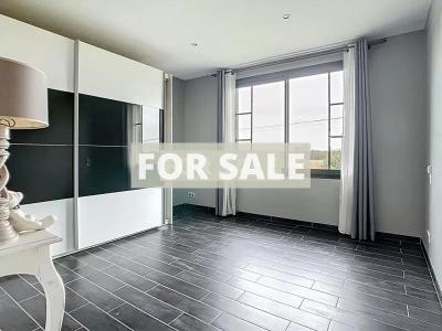 Detached House with Swimming Pool by the Coast