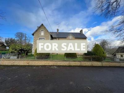 Detached Country House with Outbuilding