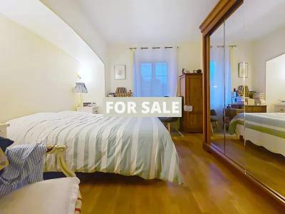 Detached Country House with Pond in Landscaped Gardens