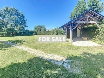 Detached Country House with Outbuilding
