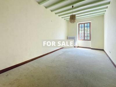 Detached Country House with Outbuilding