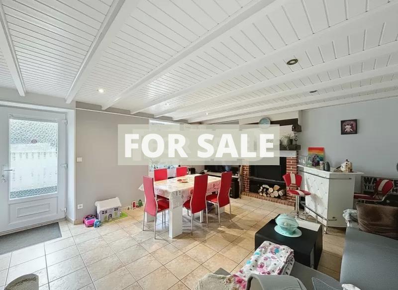 Traditional House with Garden