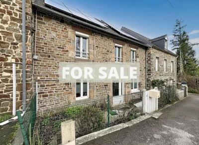 Traditional House with Garden