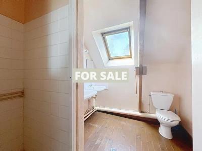 Detached Country House with Garden