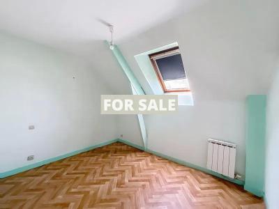 Detached Country House with Garden