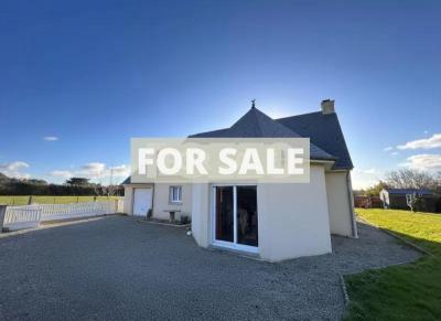 Contemporary House in Coastal Location