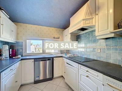 Detached House with Garden, 50m From the Beach