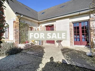 Detached House with Garden