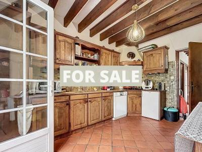 Detached Country House with Landscaped Gardens