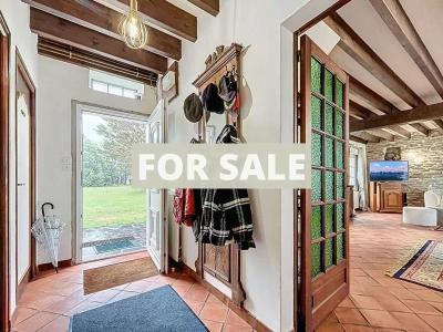 Detached Country House with Landscaped Gardens