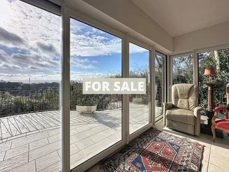 Detached House with View of Mont-St-Michel