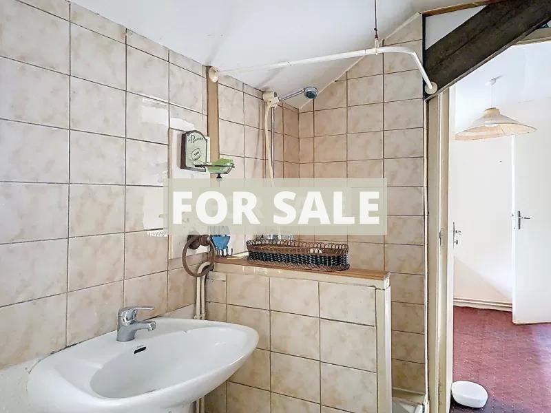 Detached House with Garden by the Coast