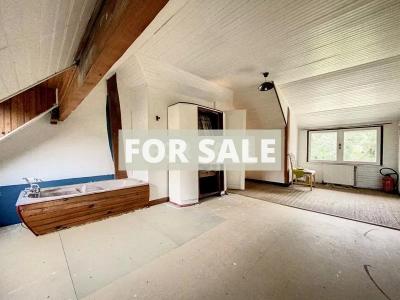 Detached House with Garden by the Coast