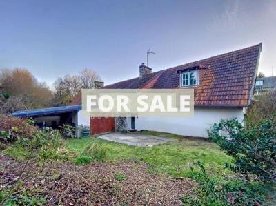 Detached House with Garden by the Coast