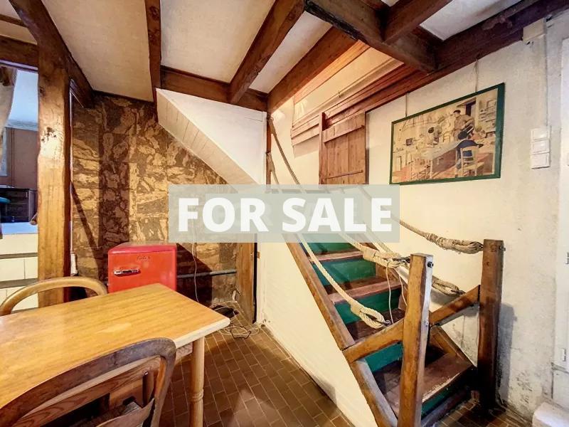 Detached House with Garden by the Coast