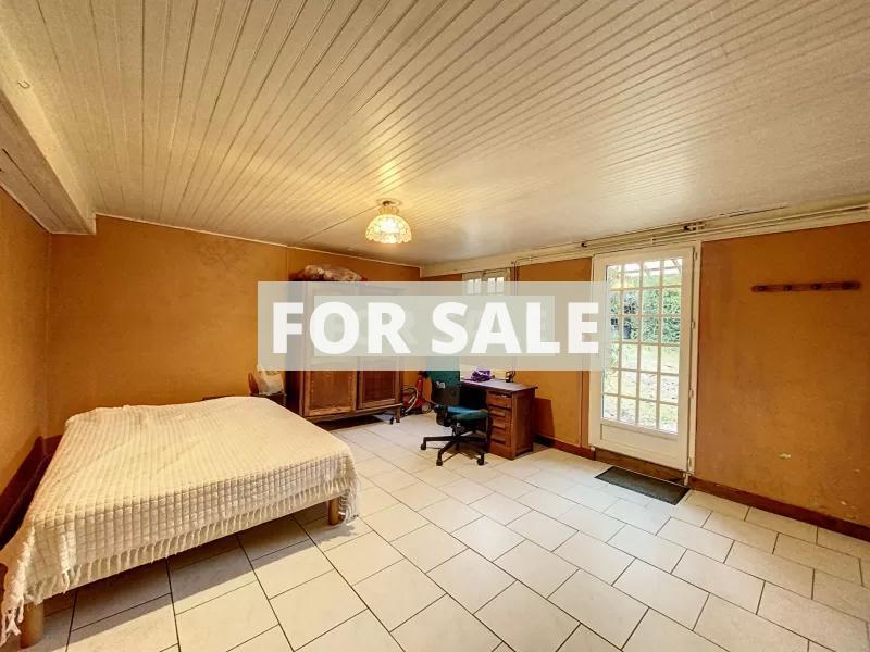 Detached House with Garden by the Coast